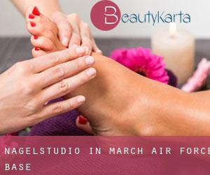 Nagelstudio in March Air Force Base